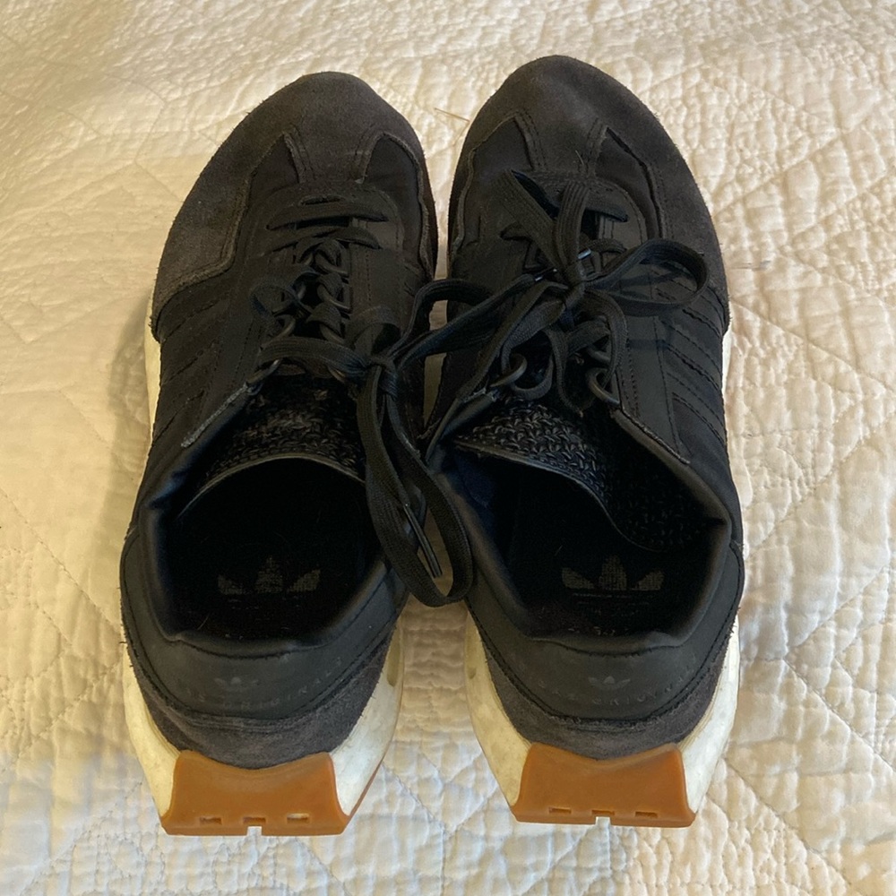 Adidas Retropy E5